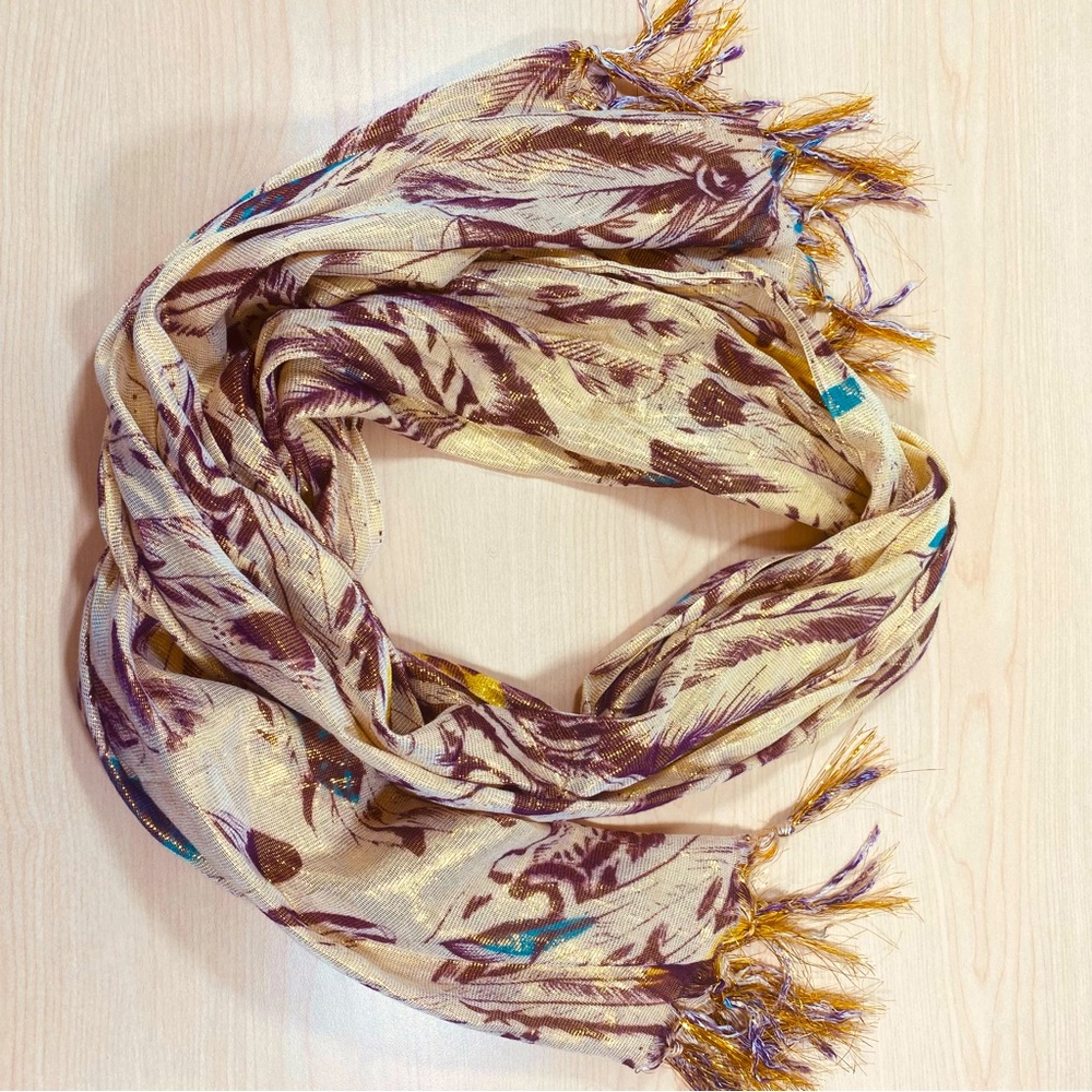 Elegant Boho Feather Print Scarf with Gold Metallic Accents